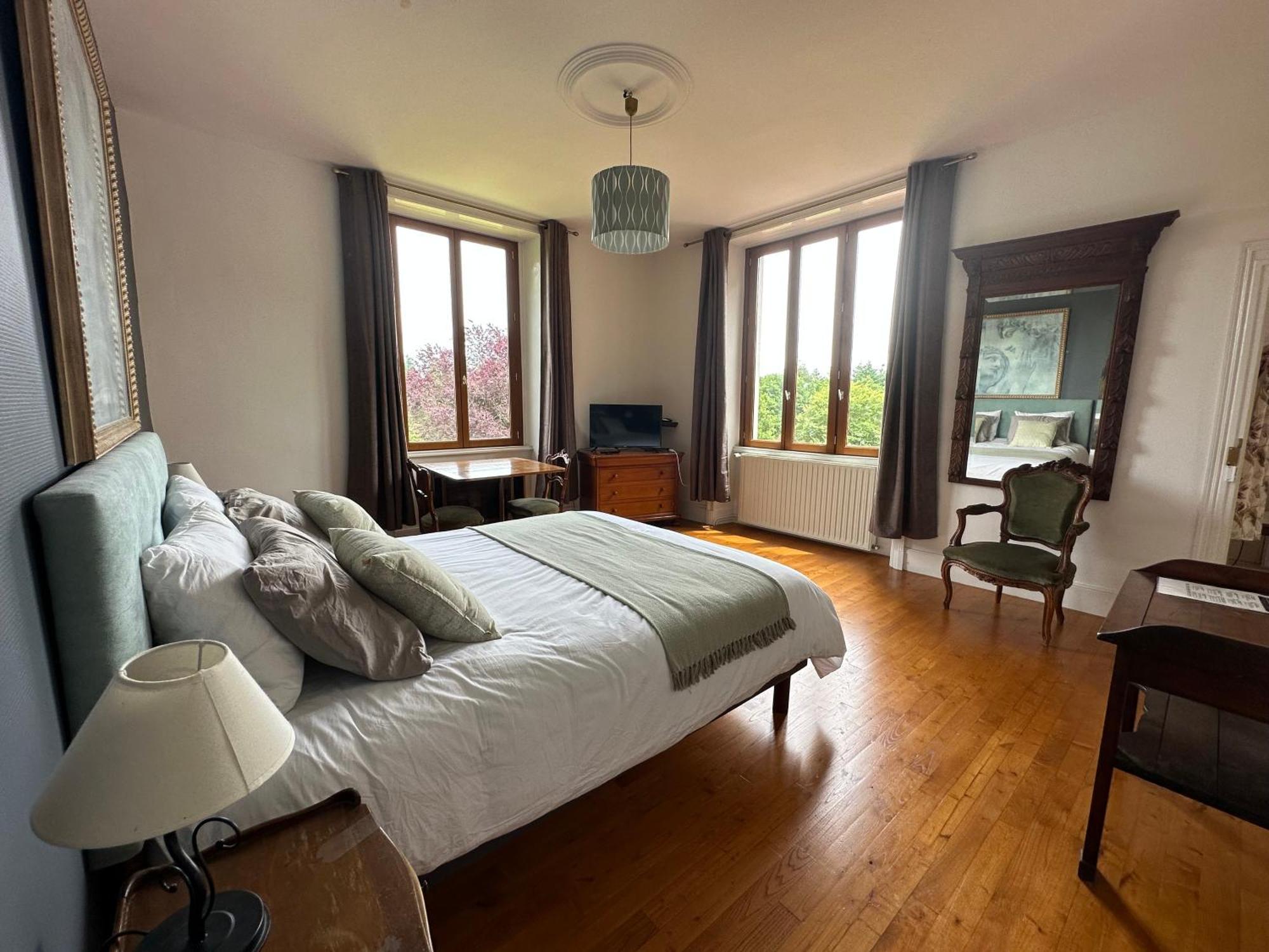 Hotel Domaine Les Ourgeaux Pagéas Pokoj fotografie